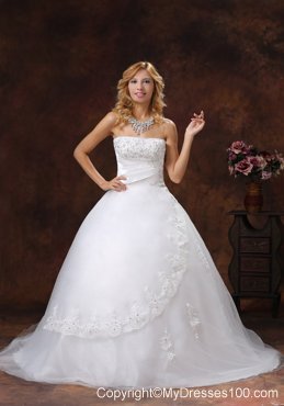 Diamonds and Lace Flowers Decorated Wedding Gown with Brush train