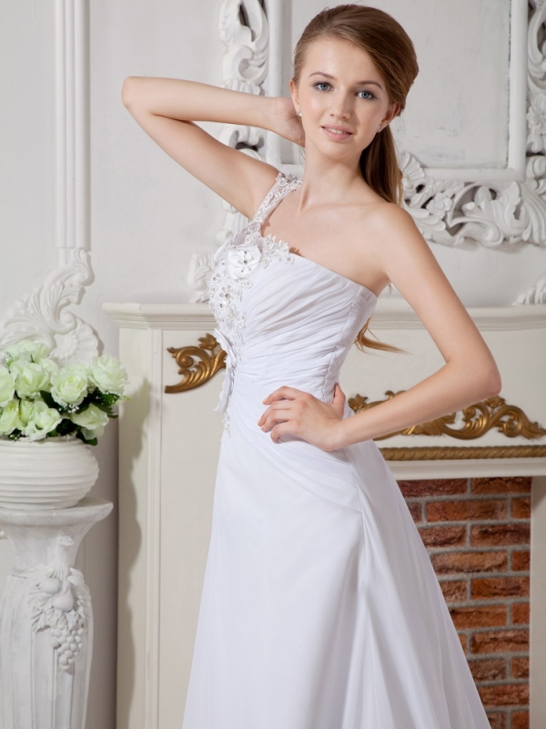 Wonderful One Shoulder Appliques Wedding Dresses with Flowers