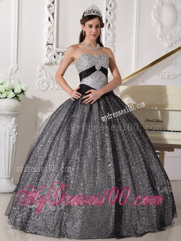 Black and Silver Sweet 16 Dresses Sweetheart Sequined and Tulle Appliques