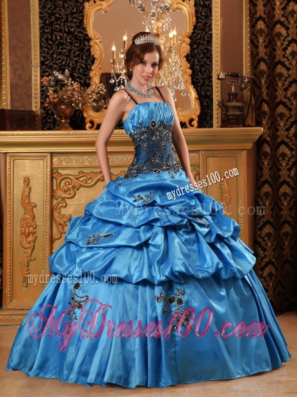 Blue Strapsand Pick-ups Designed Quinceanera Dress with Appliques
