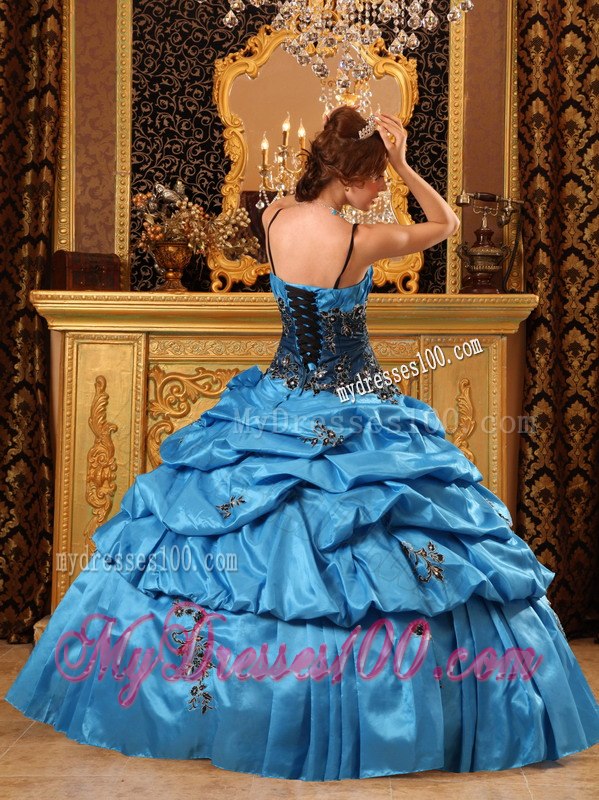 Blue Strapsand Pick-ups Designed Quinceanera Dress with Appliques