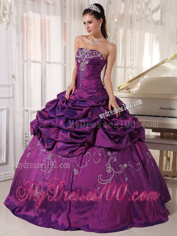 Pick-ups Eggplant Purple Dresses Quinceanera Taffeta Embroidery With Beading