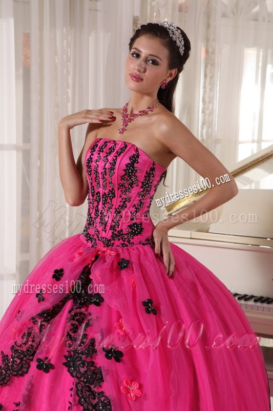 Ball Gown Strapless Floor-length Appliques Quinceanera Dress in Hot Pink