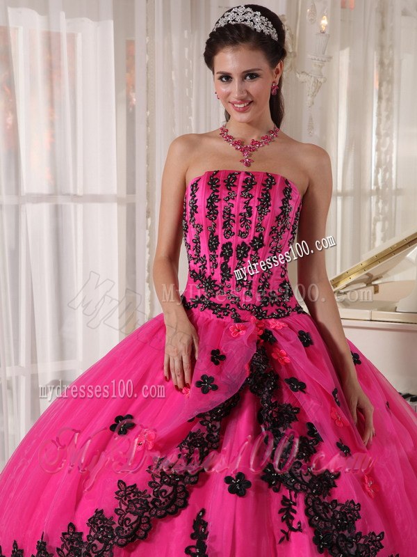 Ball Gown Strapless Floor-length Appliques Quinceanera Dress in Hot Pink
