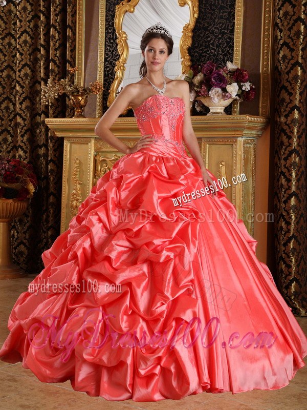 Pick-ups Orange Red Quinceanera Dresses Sweetheart Embroidery