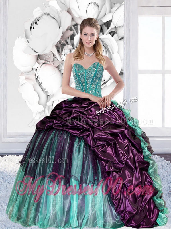 2016 Discount Sweetheart Quinceanera Gown with Pick Ups and Ruffles