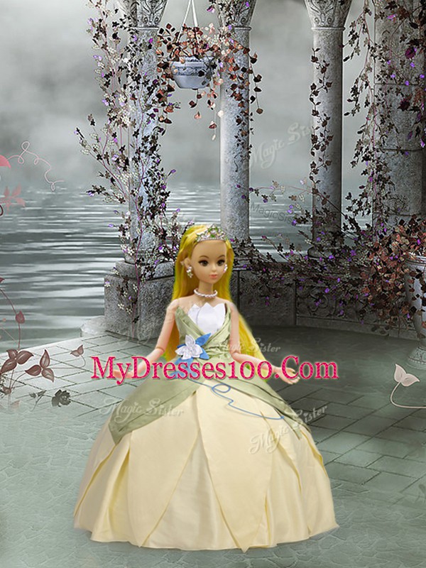 Luxurious Sleeveless Ruching and Hand Made Flower Lace Up Vestidos de Quinceanera