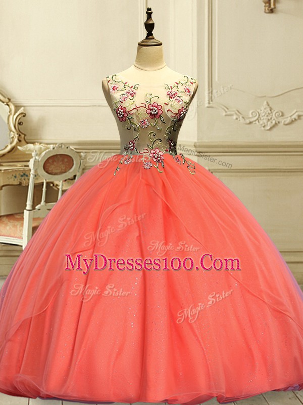 Ideal Sleeveless Appliques Lace Up Quinceanera Dresses