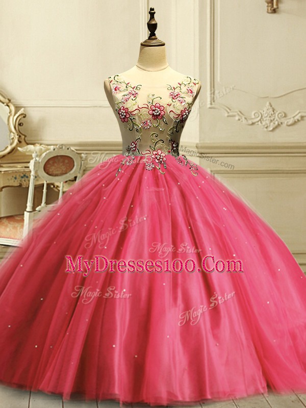 On Sale Sleeveless Appliques and Sequins Lace Up Sweet 16 Dresses