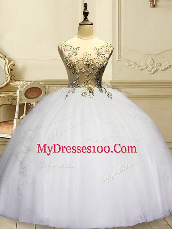 Stylish White Ball Gowns Appliques and Ruffles Quinceanera Gowns Lace Up Organza Sleeveless Floor Length