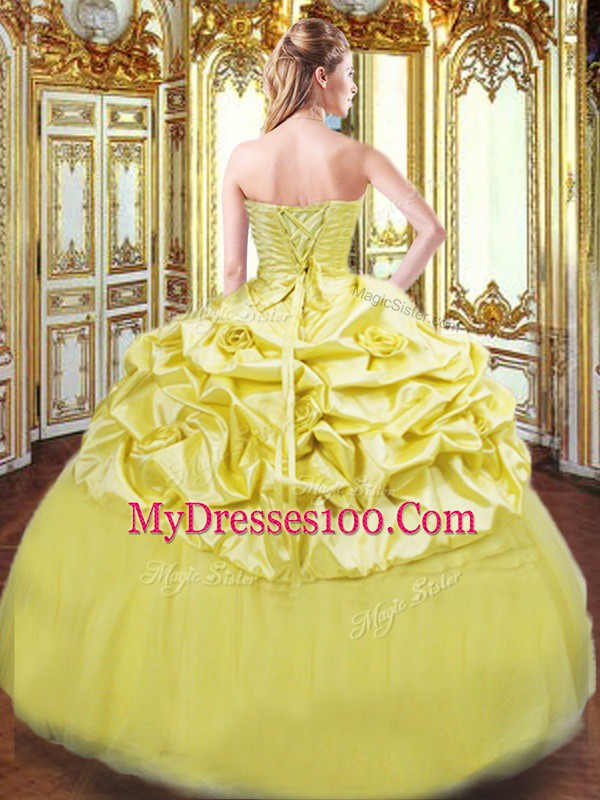 Best Selling Sleeveless Floor Length Beading and Pick Ups Lace Up Quince Ball Gowns with Gold