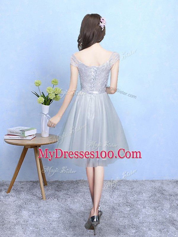 Best Cap Sleeves Tulle Knee Length Lace Up Dama Dress in Silver with Lace