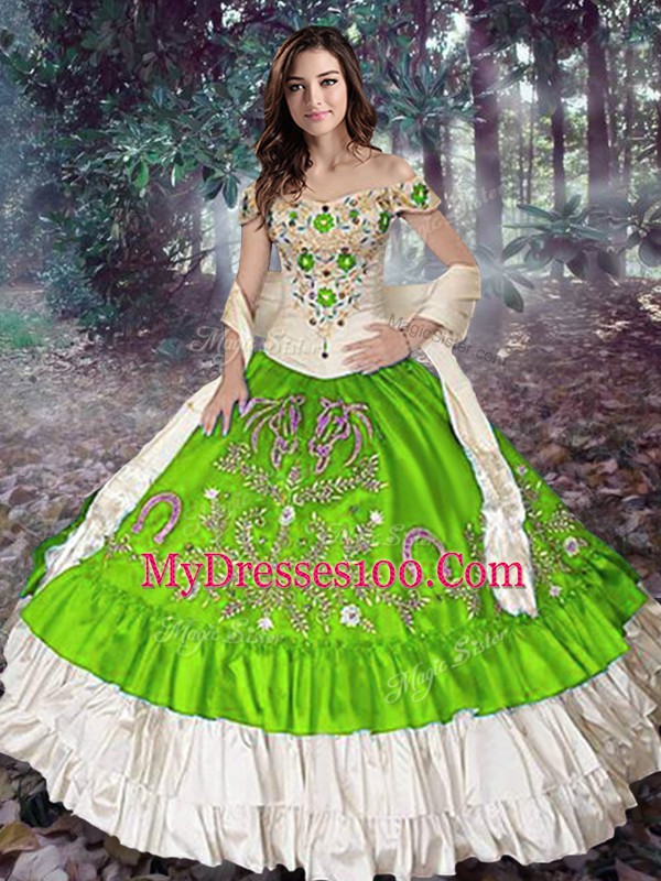 Sleeveless Embroidery and Ruffled Layers Lace Up 15th Birthday Dress