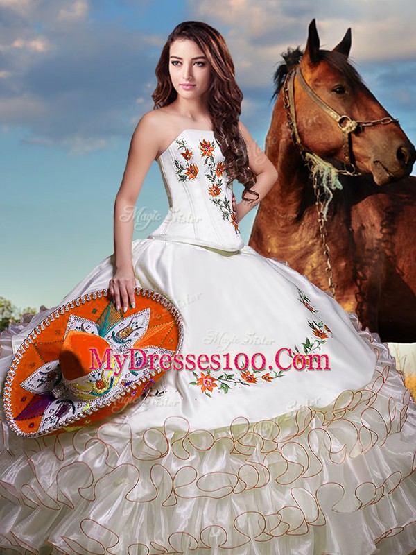 Latest Strapless Sleeveless Quinceanera Gown Floor Length Ruffled Layers White Taffeta