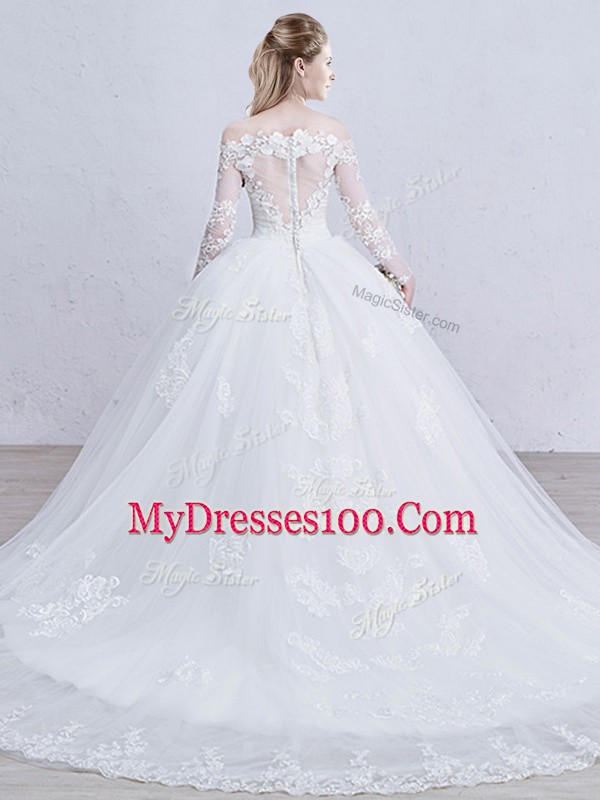 Low Price Long Sleeves Brush Train Zipper Lace and Appliques Wedding Gowns