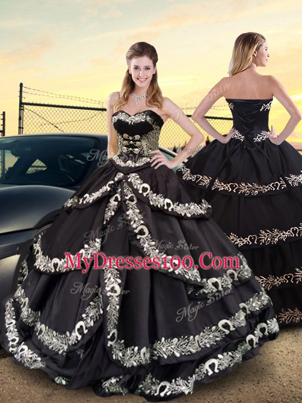 Elegant Black Sweetheart Lace Up Embroidery and Ruffled Layers Vestidos de Quinceanera Sleeveless