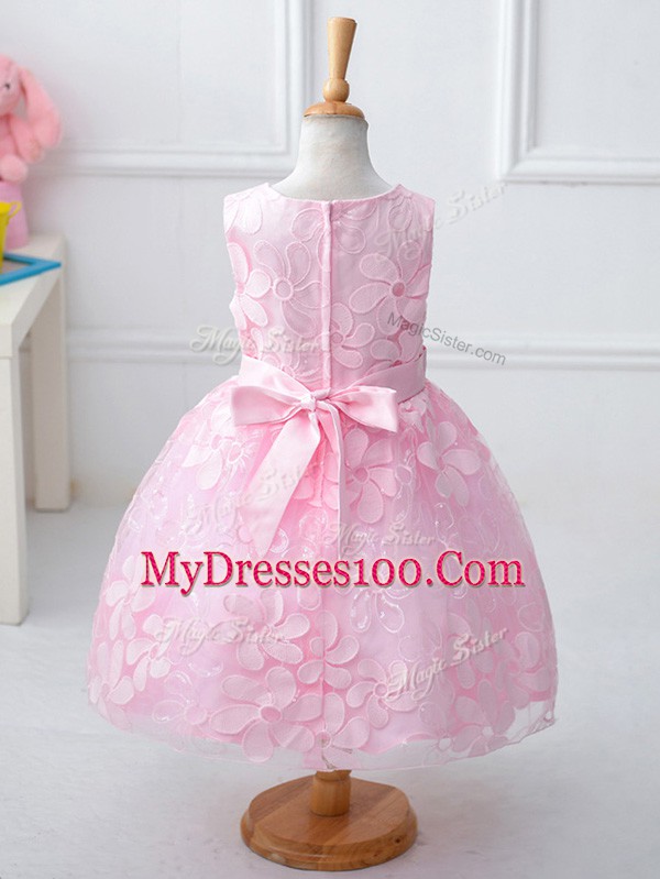 Admirable Baby Pink Sleeveless Appliques and Hand Made Flower Knee Length Girls Pageant Dresses