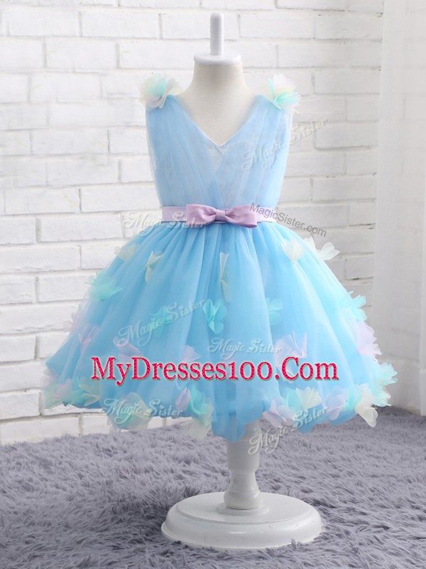 Dazzling Baby Blue Organza Zipper Flower Girl Dresses Sleeveless Knee Length Appliques and Hand Made Flower