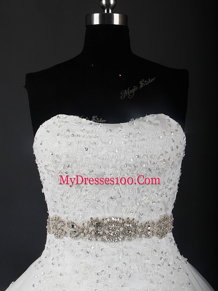 New Style White Lace Up Strapless Beading and Lace Wedding Dresses Tulle Sleeveless Brush Train