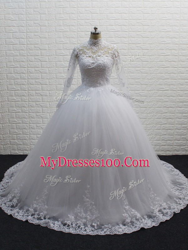 Eye-catching White Wedding Gown Tulle Brush Train Long Sleeves Lace