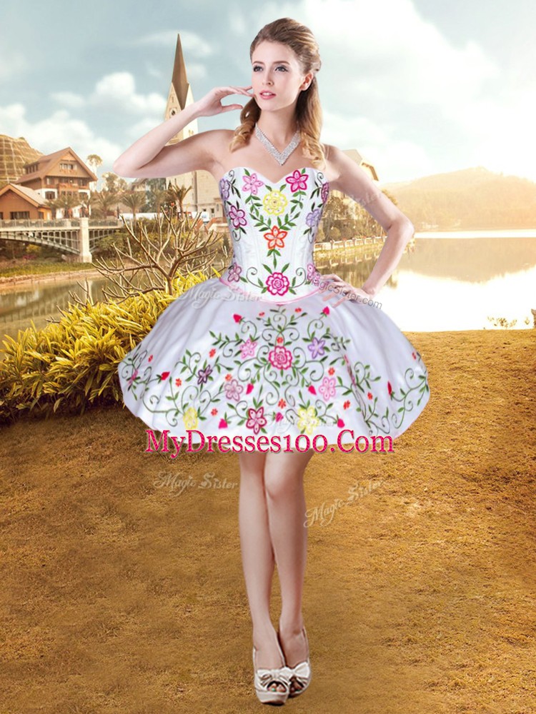 Sweetheart Sleeveless Taffeta Prom Party Dress Embroidery Lace Up