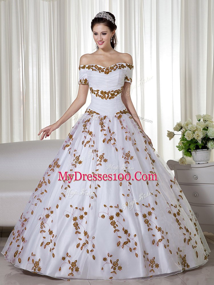 White Ball Gowns Off The Shoulder Short Sleeves Organza Floor Length Lace Up Embroidery 15 Quinceanera Dress