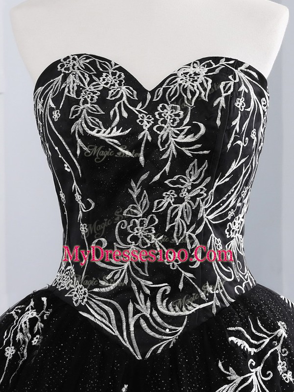 Sleeveless Lace Up Floor Length Embroidery Quinceanera Dresses