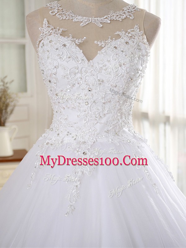 Sleeveless Court Train Lace and Appliques Zipper Bridal Gown
