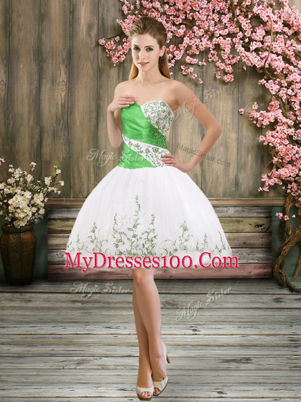Low Price Mini Length White Prom Gown Organza Sleeveless Embroidery
