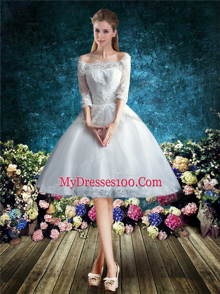 Beauteous Off The Shoulder Half Sleeves Tulle Wedding Dress Lace Court Train Clasp Handle