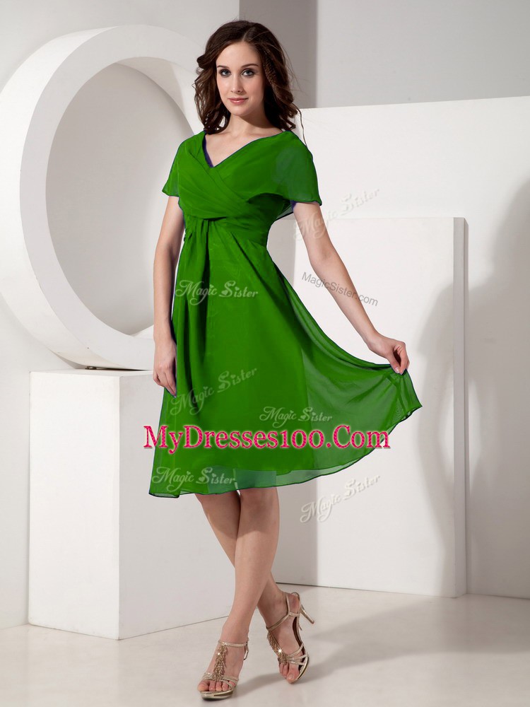 Knee Length Zipper Mother Of The Bride Dress Green for Prom and Party with Ruching