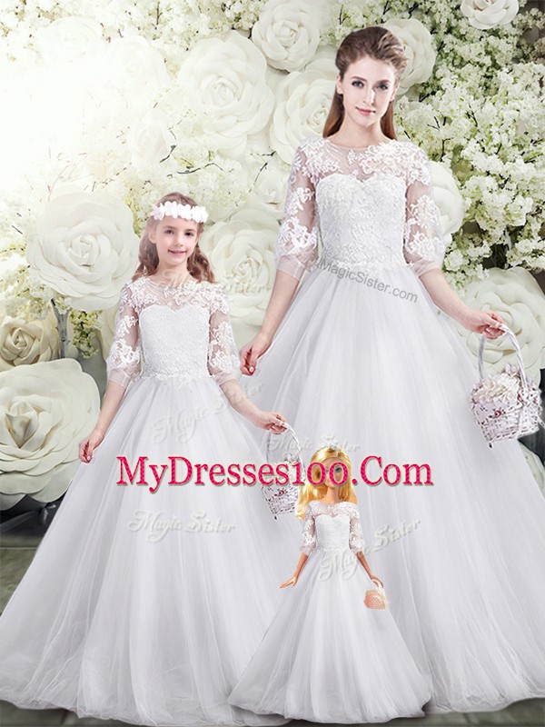 Modern Brush Train A-line Quince Ball Gowns White Scoop Tulle Half Sleeves Lace Up