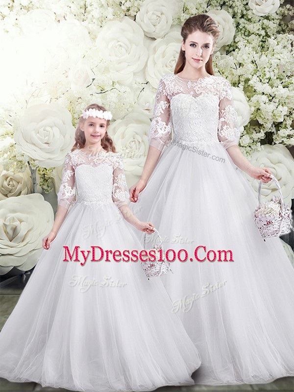 Modern Brush Train A-line Quince Ball Gowns White Scoop Tulle Half Sleeves Lace Up