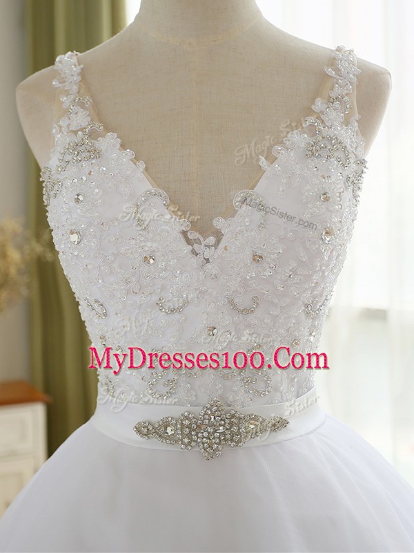 White Lace Up V-neck Beading and Lace and Appliques Wedding Dresses Tulle Sleeveless Court Train