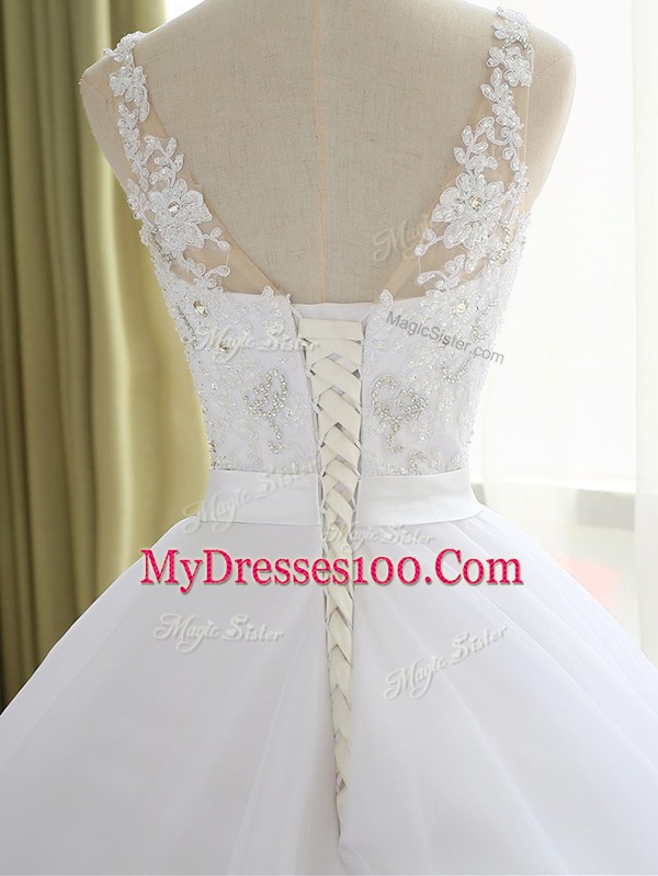 White Lace Up V-neck Beading and Lace and Appliques Wedding Dresses Tulle Sleeveless Court Train