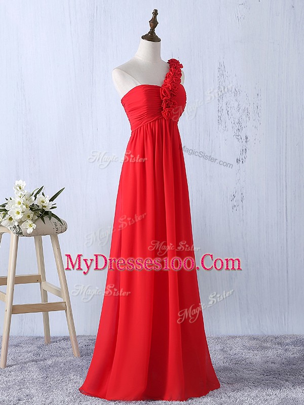 One Shoulder Sleeveless Bridesmaid Gown Floor Length Hand Made Flower Red Chiffon