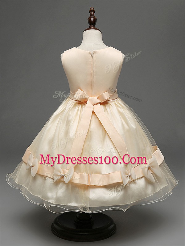 Champagne Zipper Little Girls Pageant Dress Wholesale Lace and Bowknot Sleeveless Knee Length