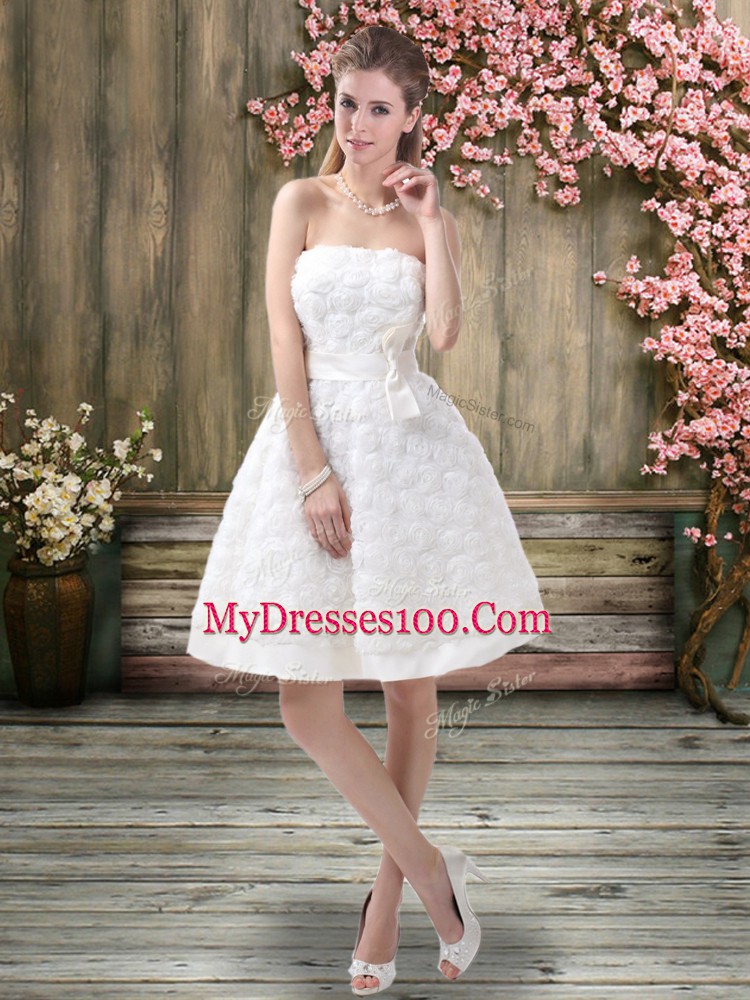Fashion White Sleeveless Belt Knee Length Wedding Gowns