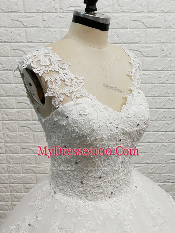 Charming Tulle Sleeveless Wedding Gowns Brush Train and Lace