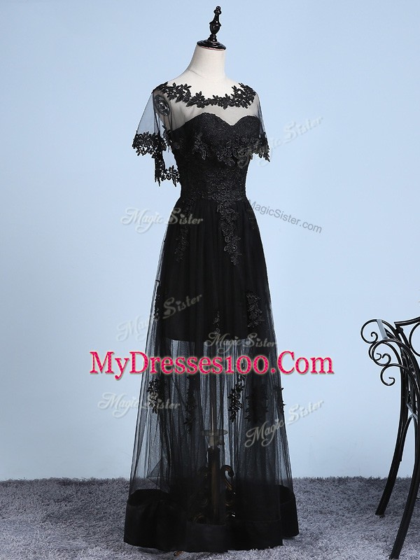 Tulle Scoop Short Sleeves Backless Embroidery Prom Gown in Black