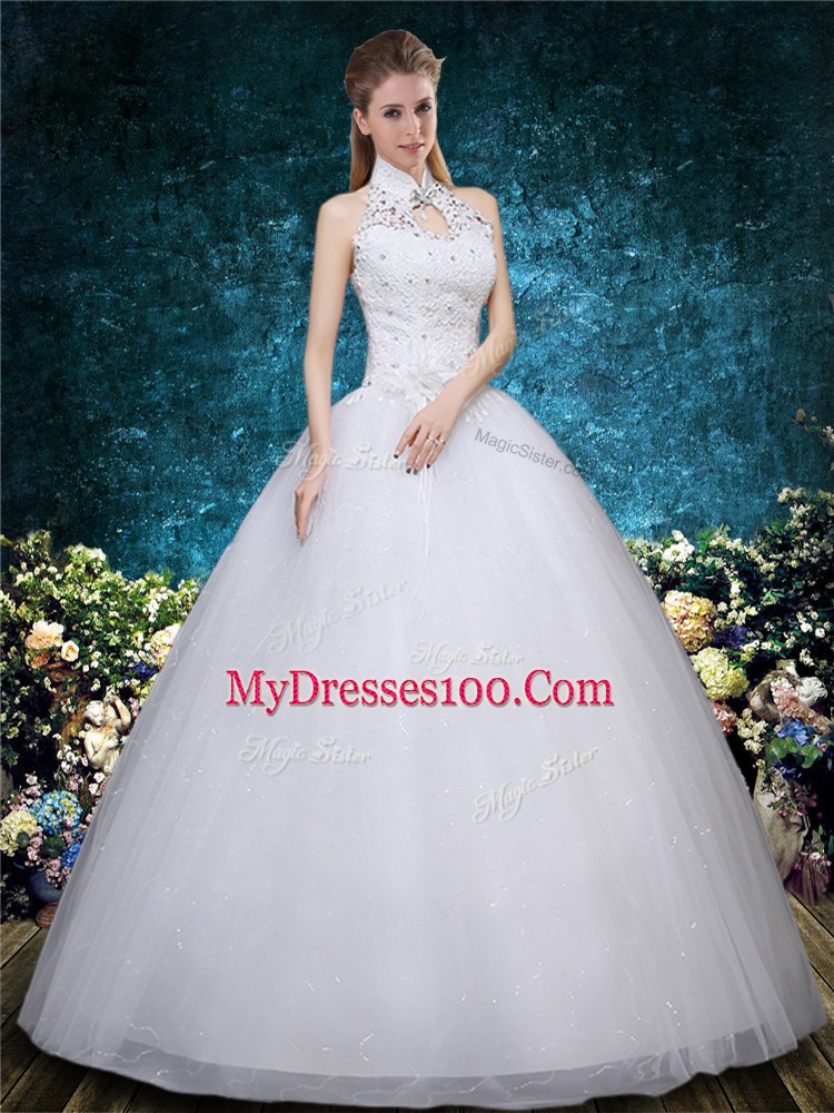 Unique Tulle High-neck Sleeveless Lace Up Beading and Embroidery Wedding Gowns in White
