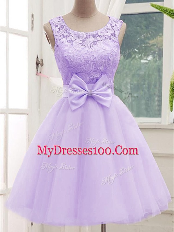 Elegant Knee Length Lavender Dama Dress for Quinceanera Scoop Sleeveless Lace Up