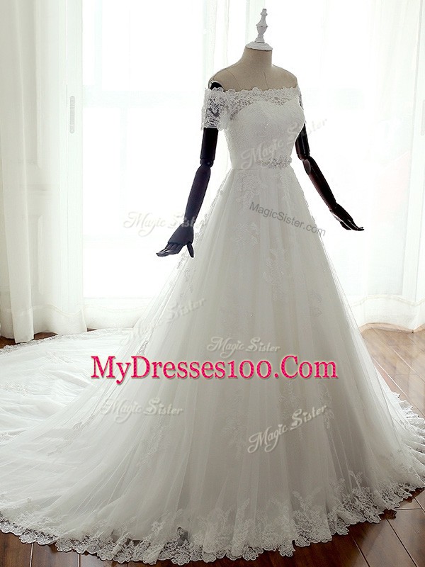 Sleeveless Lace Lace Up Wedding Gowns with White Court Train