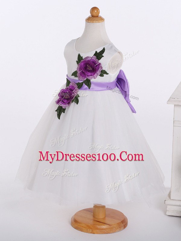 Super White Sleeveless Tulle Zipper Flower Girl Dresses for Less for Wedding Party