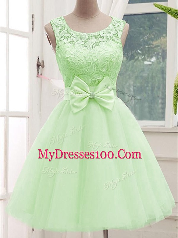 Sleeveless Tulle Knee Length Lace Up Damas Dress in Yellow Green with Lace and Bowknot