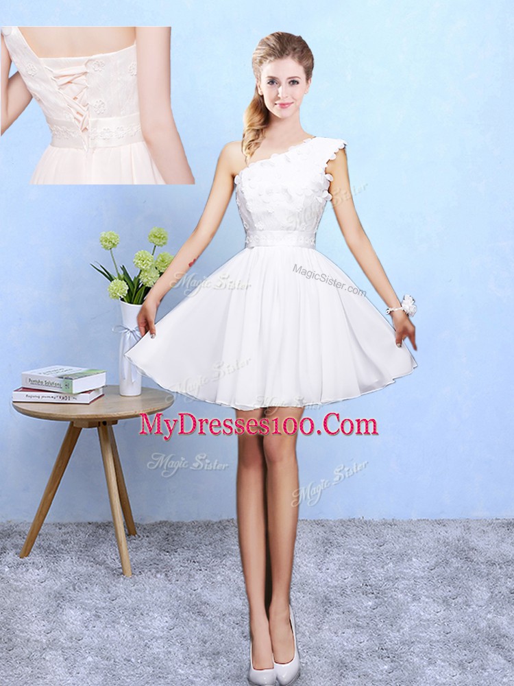 Chiffon Asymmetric Sleeveless Lace Up Appliques Wedding Guest Dresses in White