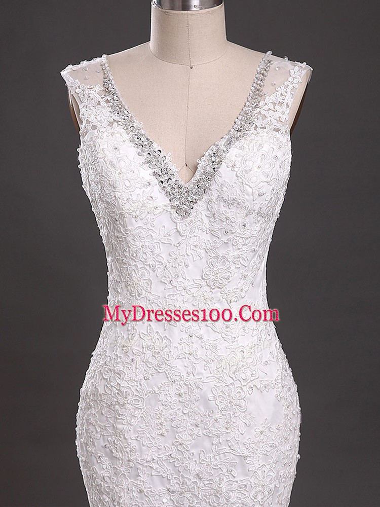 White Sleeveless Tulle Court Train Clasp Handle Wedding Gowns for Wedding Party
