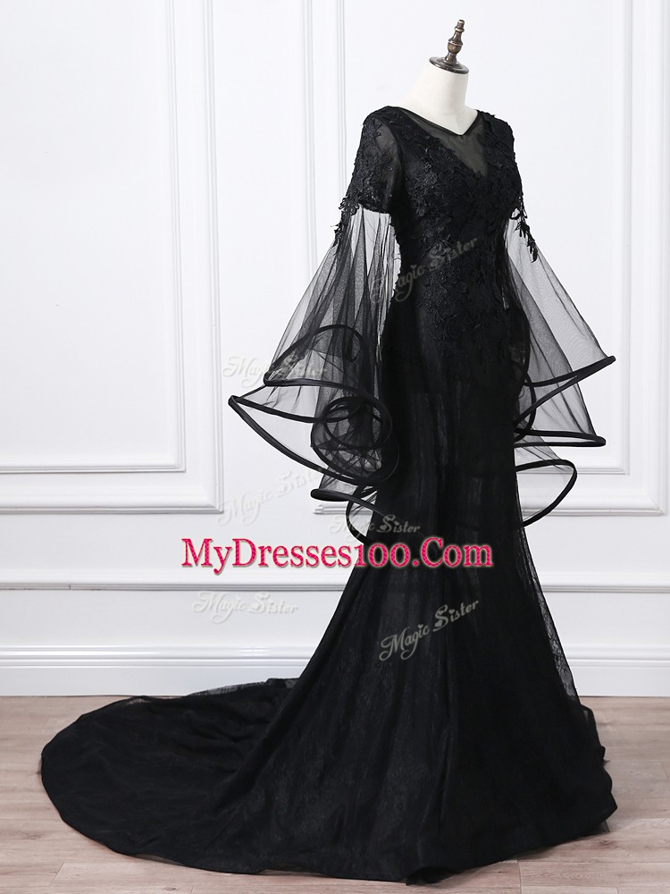 Elegant Black Lace Up Mother of Bride Dresses Lace and Appliques Long Sleeves Brush Train