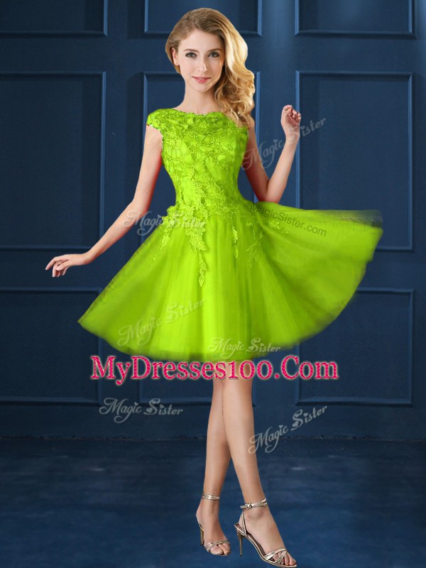 Yellow Green Cap Sleeves Knee Length Lace and Appliques Lace Up Bridesmaid Gown