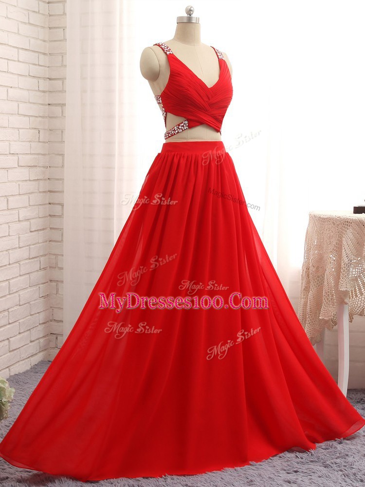 Glittering Sleeveless Brush Train Criss Cross Beading Prom Dress